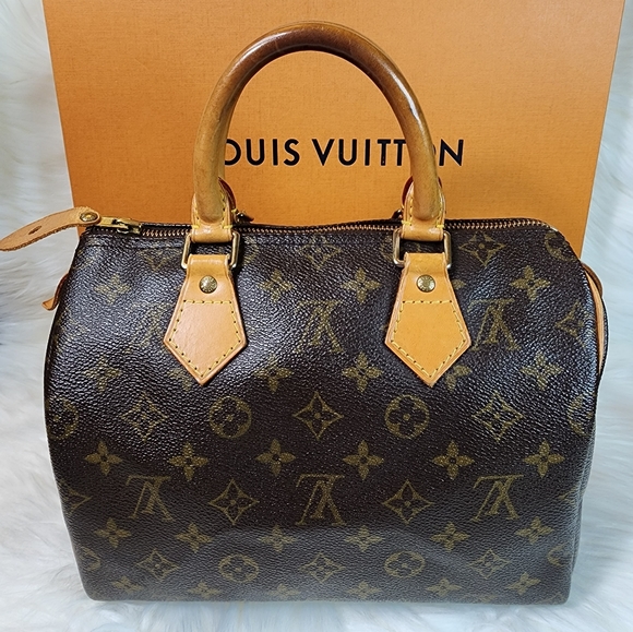 Authentic Louis Vuitton Speedy 25 - Picture 16 of 16